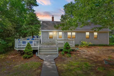 10 Alston Court, Eastham MA — view 3