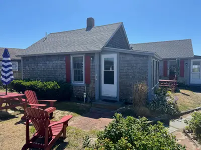 658 Shore Road, Unit 8