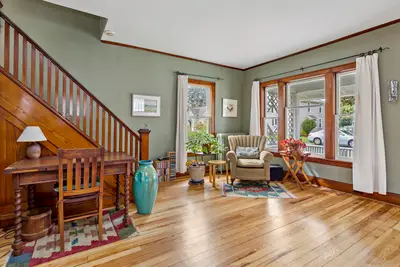 34 Washington Avenue, Bourne MA — view 3