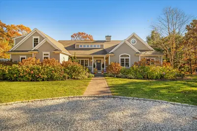 35 Spinnaker Drive