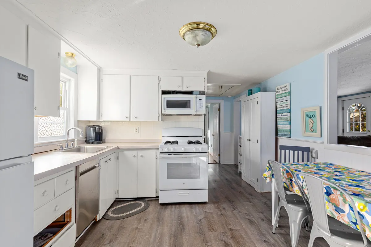 46 Pawkannawkut Drive, Yarmouth MA — view 3