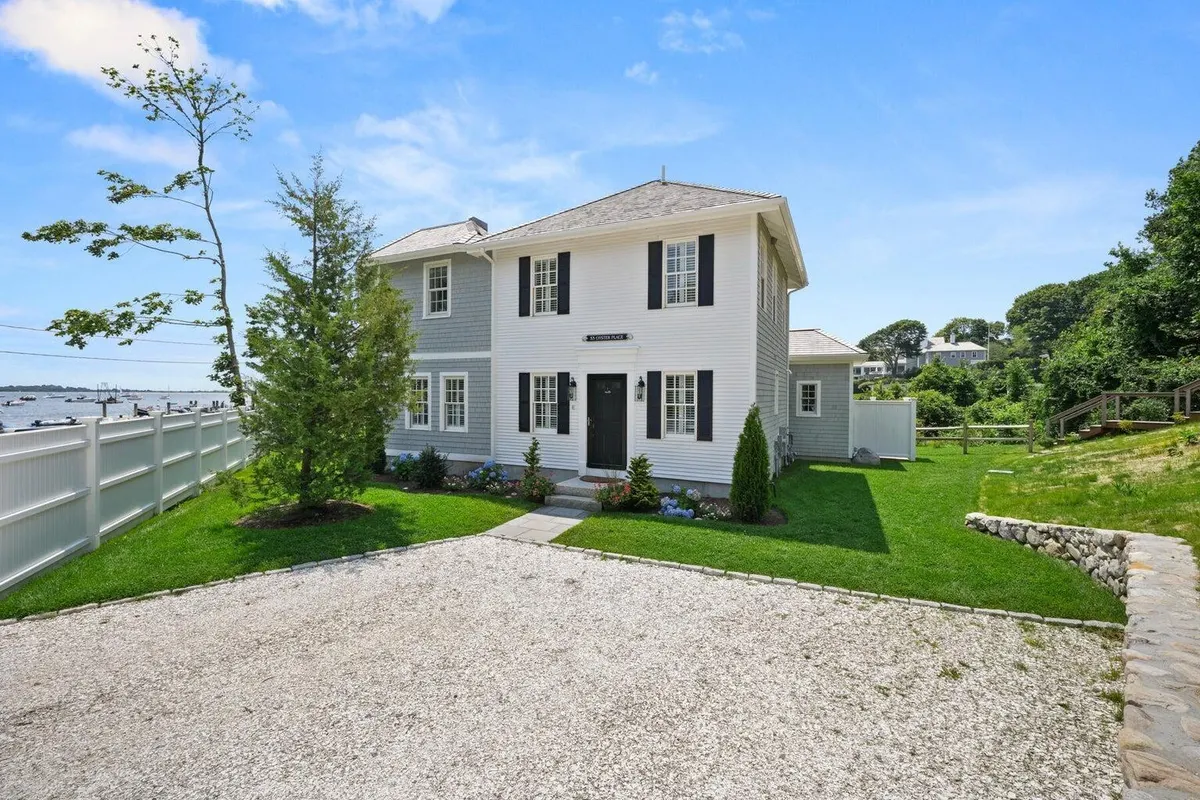 33 Oyster Place Road, Barnstable MA — view 2