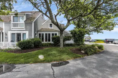 21 Milestone Way, Unit 620, Mashpee MA — view 2