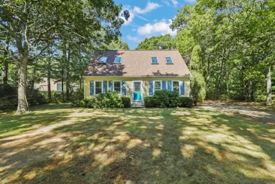89 Degrass Road