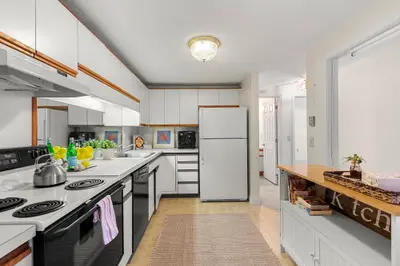 3 Hilltop Drive, Unit 3, Sandwich MA — view 5