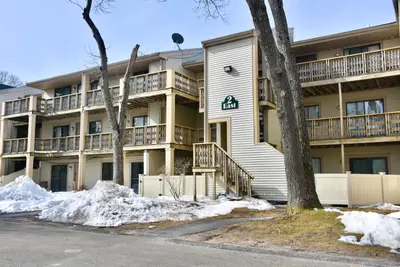 800 Bearses Way, Unit Apt 2ed, Barnstable MA — view 3
