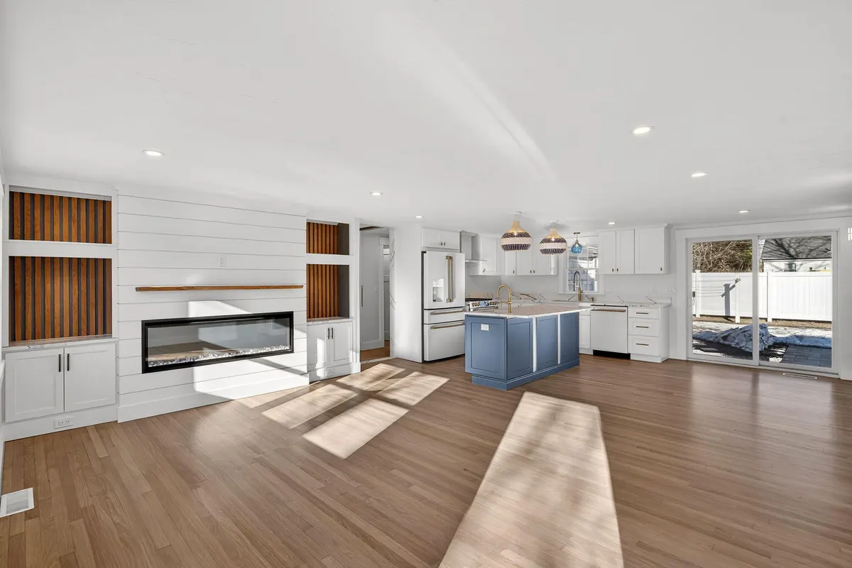 16 Carolyn Lane, Falmouth MA — view 4