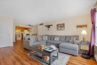 2 Englewood Drive, Unit Apt A5, Harwich MA — view 3