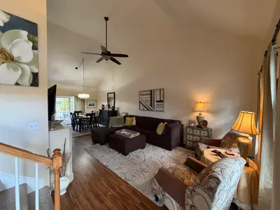 1 Hawthorne Court, Unit C, Bourne MA — view 2