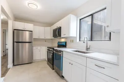 800 Bearses Way, Unit Apt 3ne, Barnstable MA — view 5