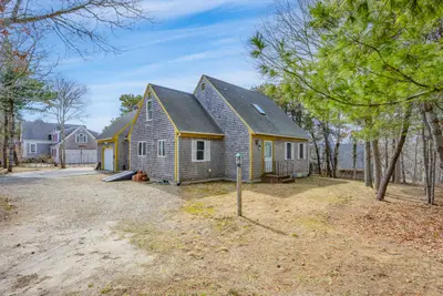 32 Tip Cart Drive, Chatham MA — view 4