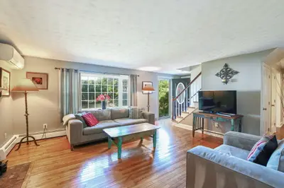 679 N Falmouth Highway, Falmouth MA — view 5