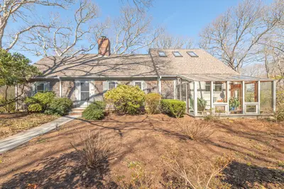 72 Loop Road