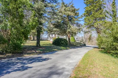 46 Route 6a, Yarmouth MA — view 3