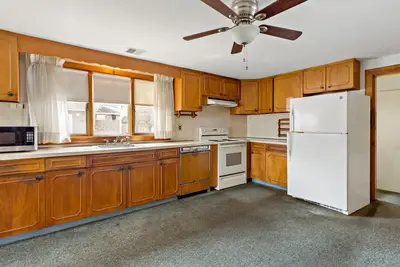 404 Sandwich Road, Falmouth MA — view 4