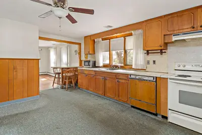 404 Sandwich Road, Falmouth MA — view 5