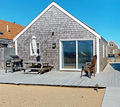 596 Shore Road, Unit G