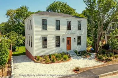 624 Commercial Street