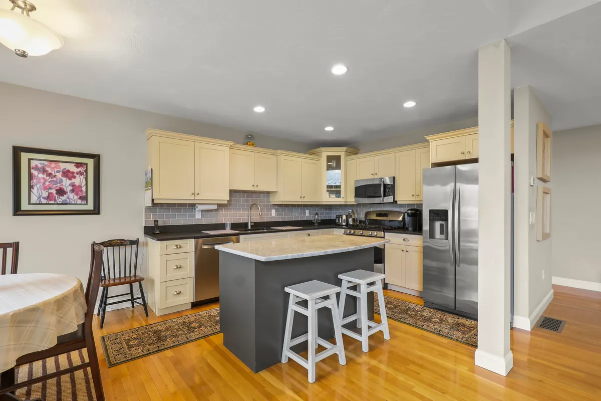 2 Amberwood Court, Unit 2, Bourne MA — view 4