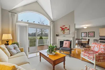 2 Amberwood Court, Unit 2, Bourne MA — view 5