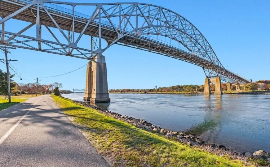 3 Dover Lane, Bourne MA — view 3