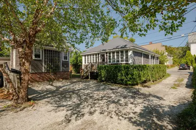 6 Daggett Lane, Unit 1-2