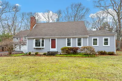 204 Farmersville Road, Sandwich MA — view 2