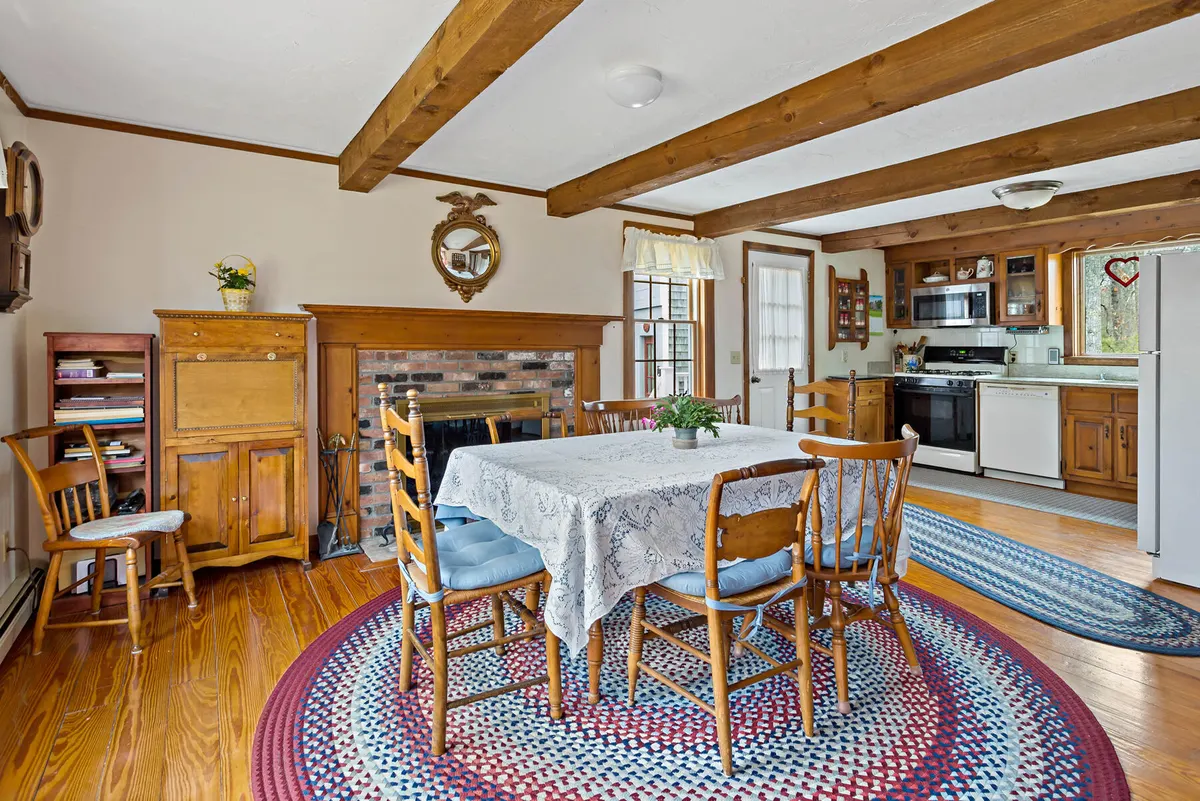 204 Farmersville Road, Sandwich MA — view 3