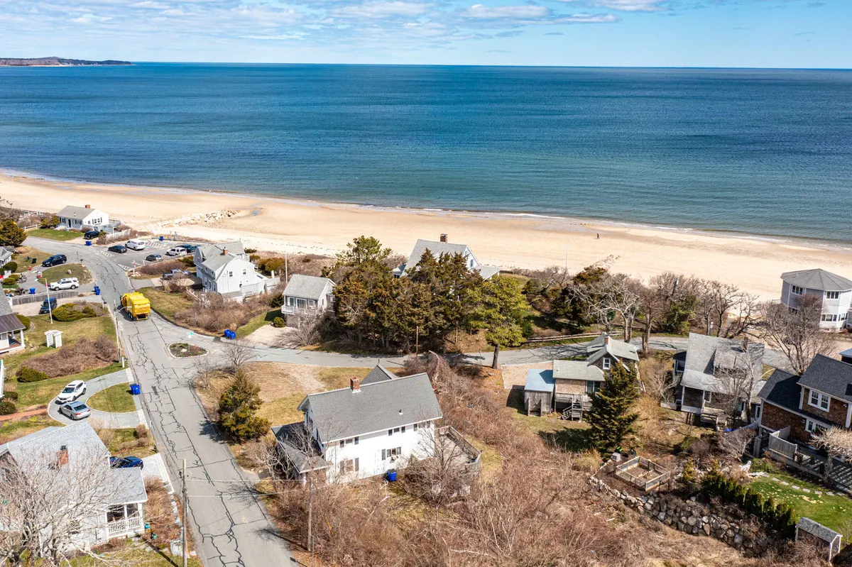 56 Samoset Road, Bourne MA — view 4