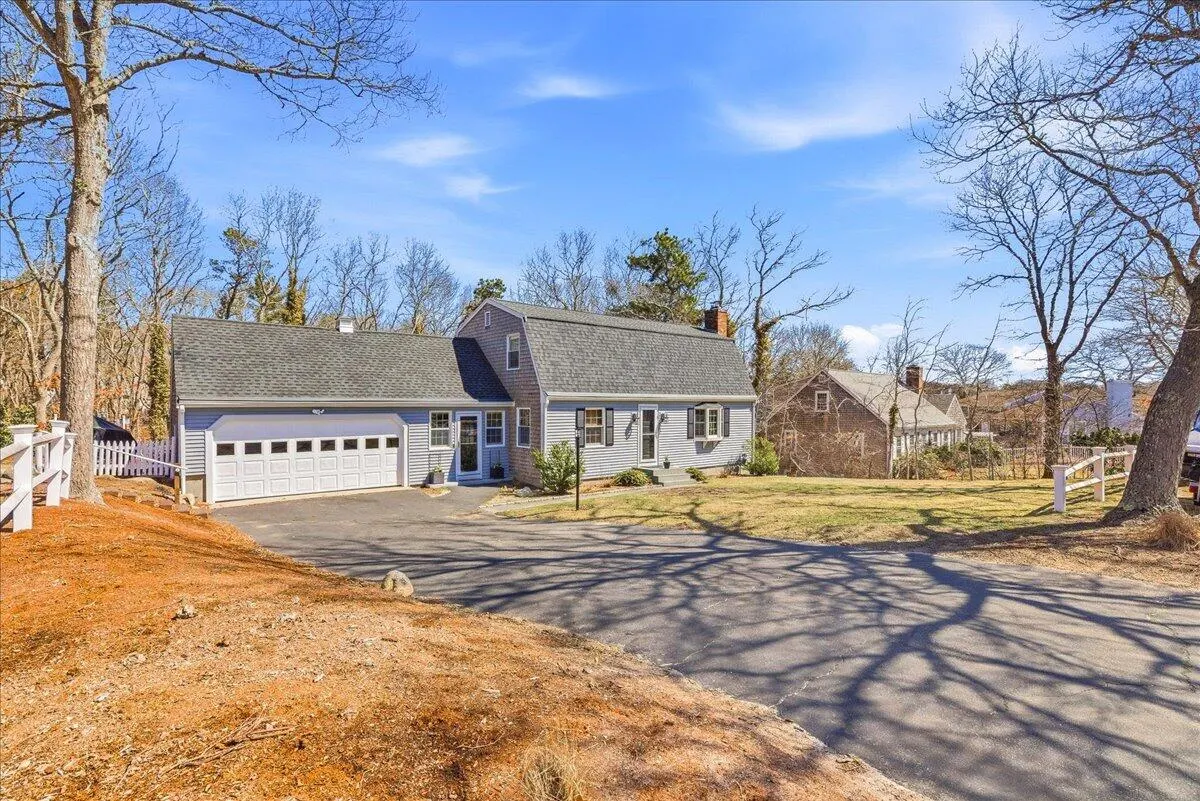 8 Canapitsit Drive, Falmouth MA — view 3