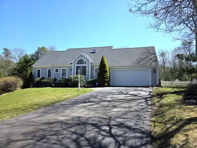 31 Falling Leaf Lane