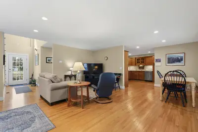 31 Hillside Avenue, Falmouth MA — view 3