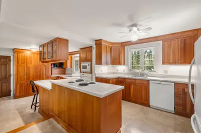 22 Pinecrest Drive, Sandwich MA — view 4