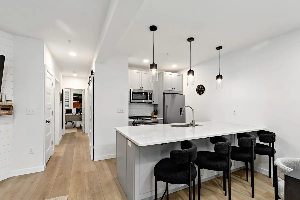 286a Bradford Street, Unit 5, Provincetown MA — view 3