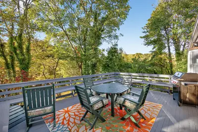 17,17a,17b Cranberry Lane, Falmouth MA — view 5