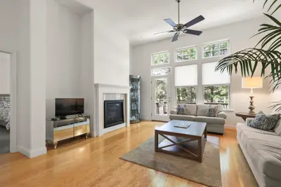 21 Grey Hawk Drive, Unit 21