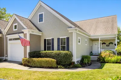 6 Amberwood Court, Unit 6, Bourne MA — view 2