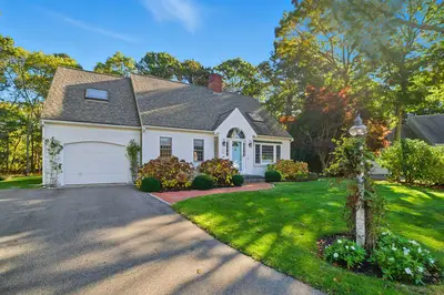 42 Eventide Lane