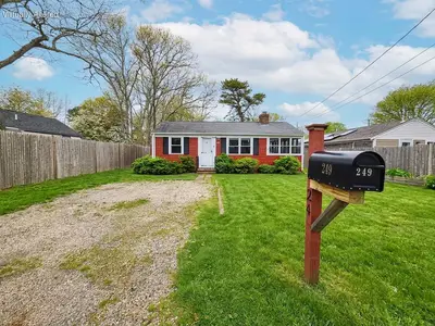 249 Winslow Gray Road, Yarmouth MA — view 2