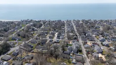 10 Essex Place, Harwich MA — view 2