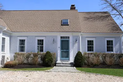 8 Captains Walk, Chatham MA — view 5