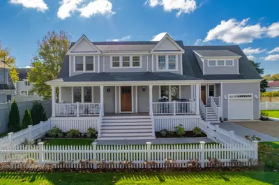 21 Cockachoisett Lane