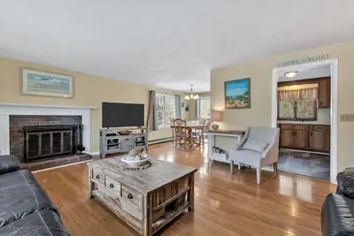 5 Maple Lane, Brewster MA — view 3