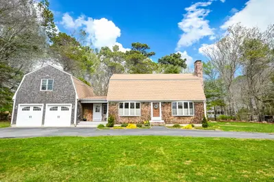 18 Fox Lane, Falmouth MA — view 2