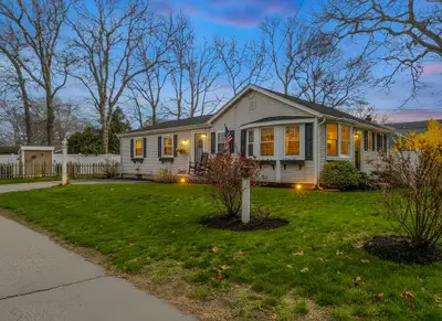 25 Clover Lane