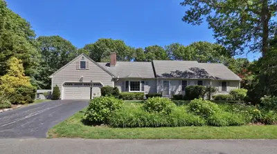 35 Terrace Hill Drive