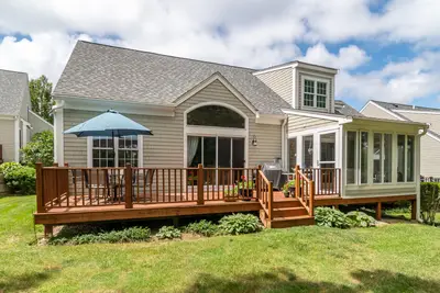 12 Sea Knoll Court, Unit 12, Bourne MA — view 2
