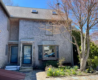 5 Seashore Park Drive, Unit 1