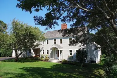 60 Harbor Hill Road