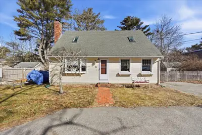70 Quinaquisset Avenue